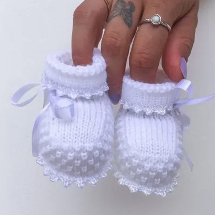 sapatinh-de-tricot-branco sapatinh-de-tricot-branco